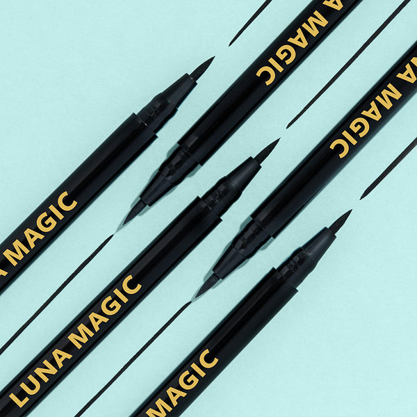 Liquid Eyeliner Pen - Black